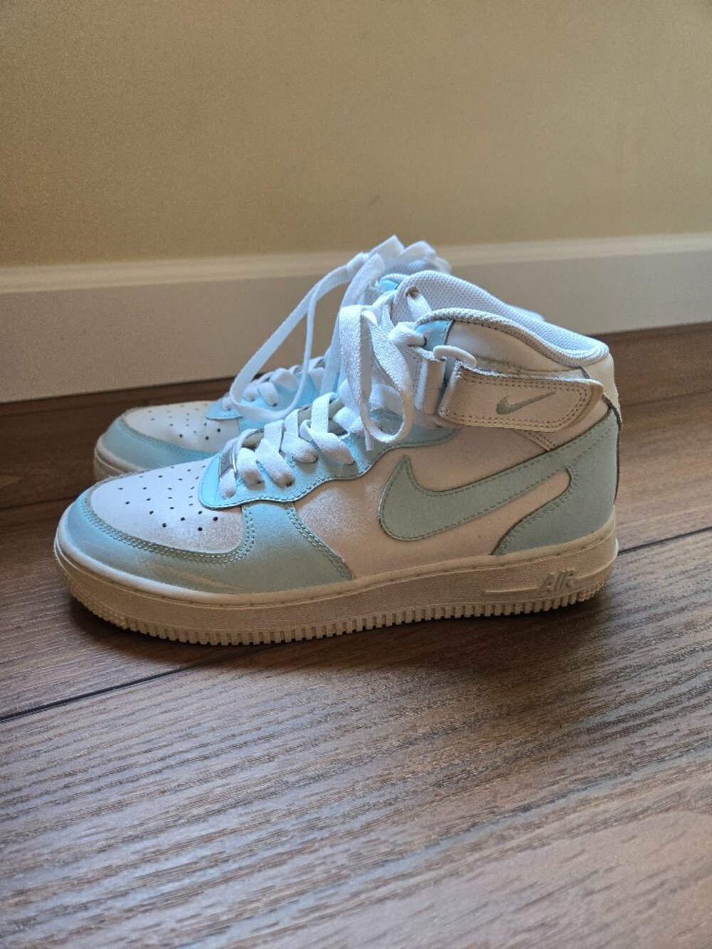 Nike Air Force 1